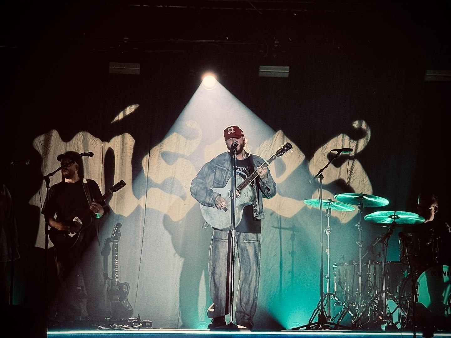 A Night to Remember: My Live Music Experience with Ed Sheeran and James Arthur